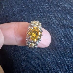 Elegant Yellow Gemstone Floral Ring